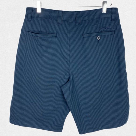 O'Neill Flat Front Subtle Striped Shorts | Size 32 - Picture 4 of 7